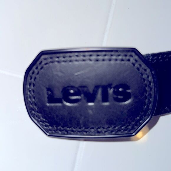 Levi’s Logo Metal Buckle and Leather Belt Sz 34-36 - Picture 4 of 8